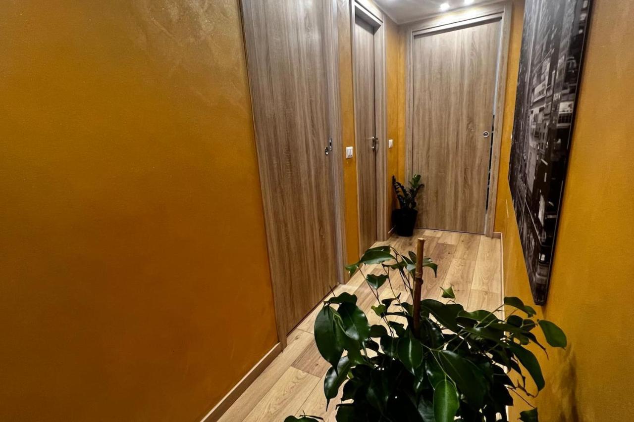 Prestigioso Trilocale Sui Navigli Con A/C & Wi-Fi Lägenhet Milano Exteriör bild